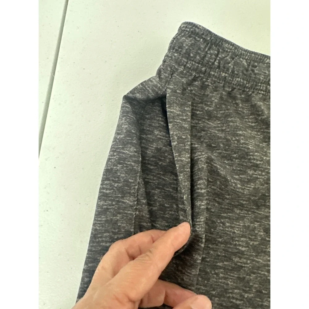 Chubbies Mens Ultimate Training Shorts Charcoal Gray Space Dye 7 Inseam Medium - Picture 2 of 8